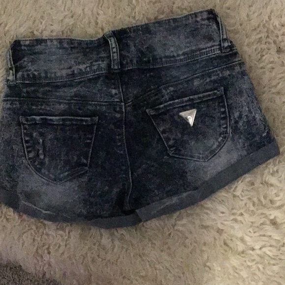 Short blue stretch shorts by guess - Picture 2 of 2